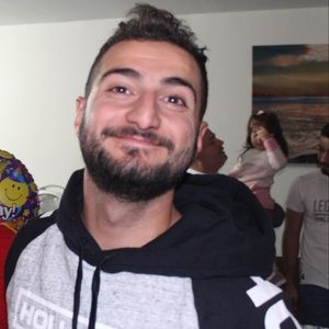 Meet your Posher, Hratch